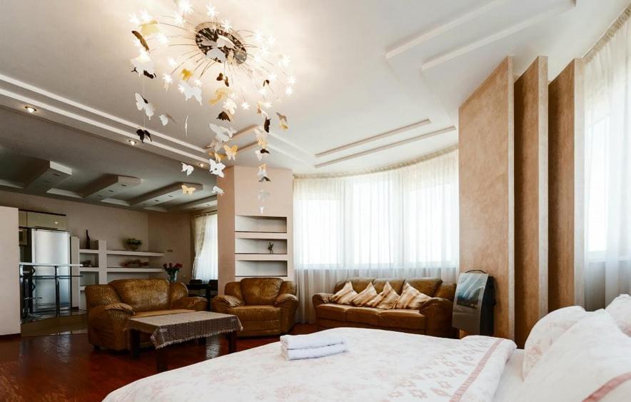 Roskoschnaya 3К Quartira 135М2 Na Naberejneu. Minskaya Apartment เคียฟ ภายนอก รูปภาพ